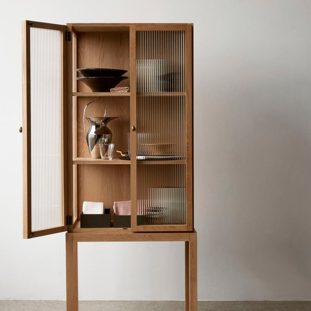 Toonzaalmodel Curiosity Cabinet kast eik